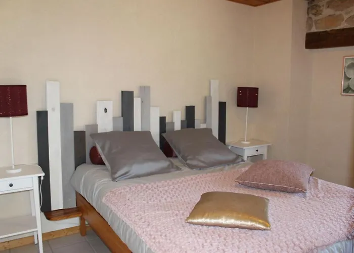 Ferienhaus La Grange De Salacroup Gorses